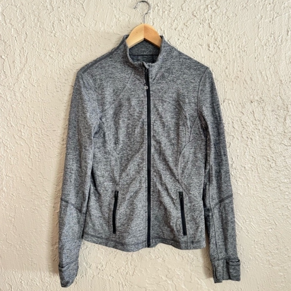⭐️ Lululemon Gray Zip-Up Jacket
